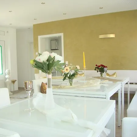 Bella Casa * לנגנרגן